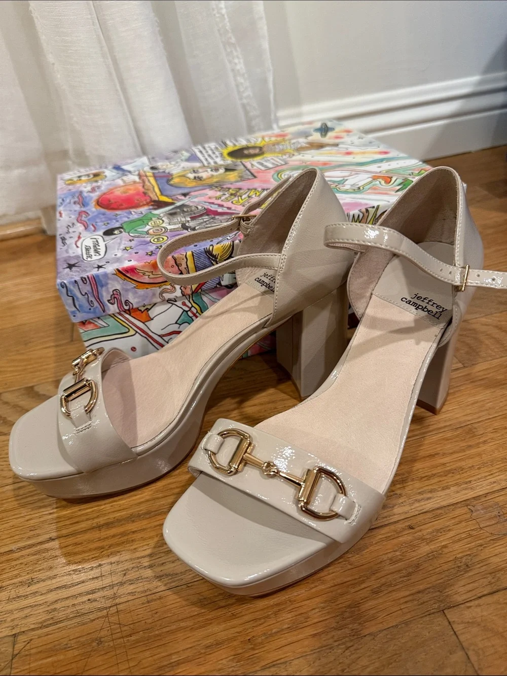 Like New in Box Jeffrey Campbell Clever Cream Platform Sandal Ice Patent Gold